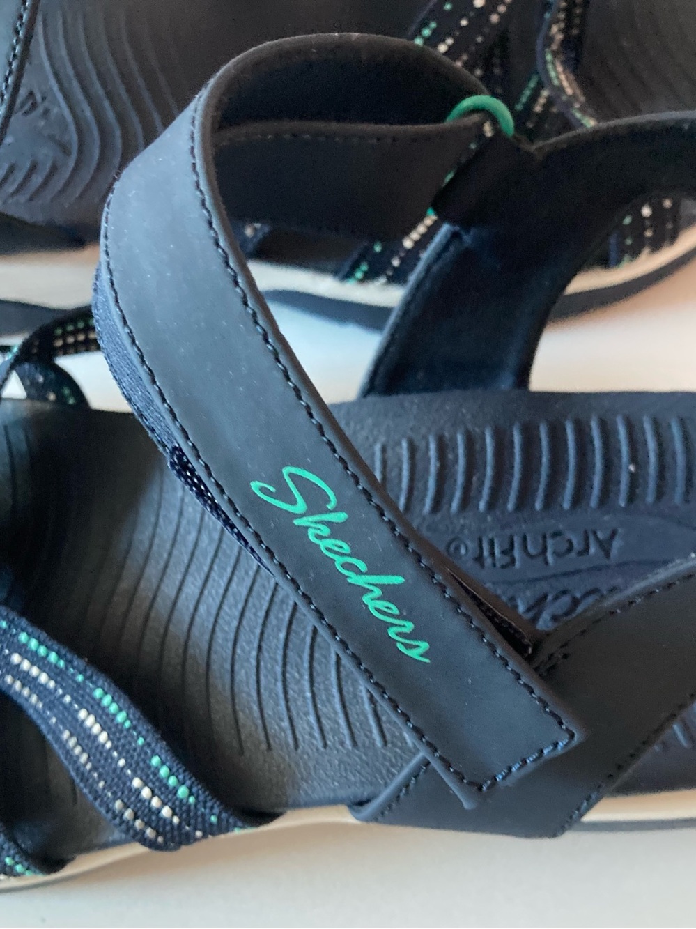 Skechers Women’s SZ 9 Blue Reggae sport Sandals with arch fit Like new - Picture 3 of 11